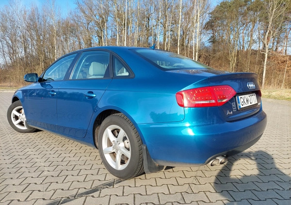 Audi A4 cena 42000 przebieg: 175000, rok produkcji 2011 z Kwidzyn małe 407